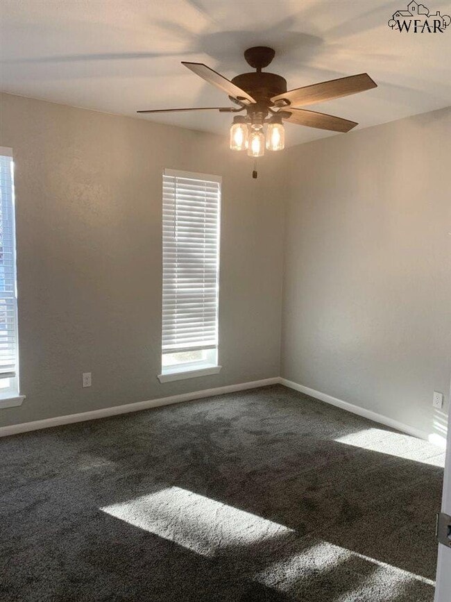 Building Photo - 5519 Briargrove Dr