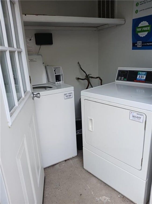 Building Photo - 6208 Hidden Cove