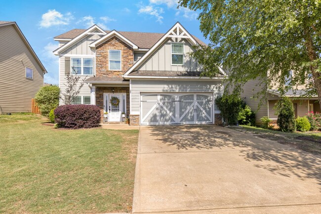 Building Photo - Spacious 4 Bedroom Home in Auburn
