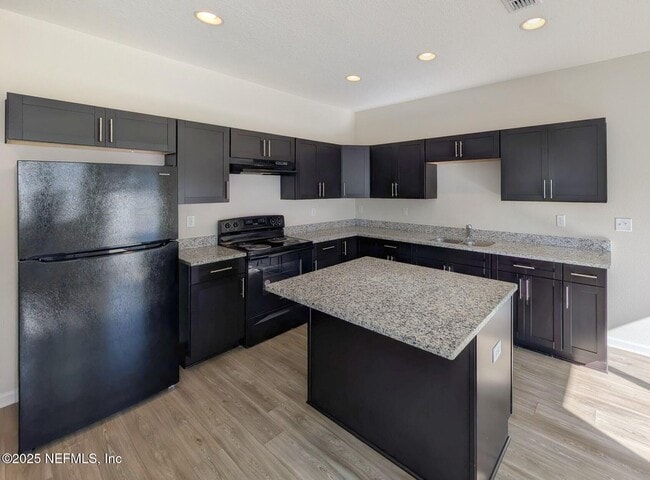 Building Photo - 6023 Carolines Ct