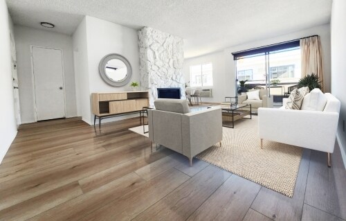 Interior Photo - 1310 Wellesley Ave