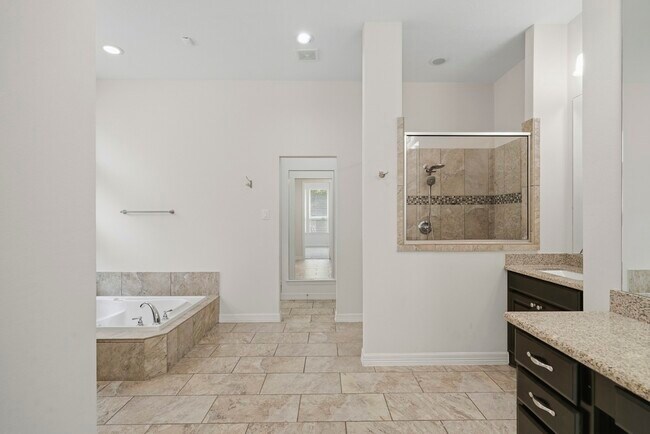 Building Photo - 28211 Hidden Brook Ln