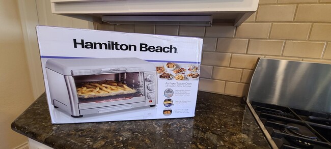 new Airfryer Toaster Oven - 120 Cadmus St