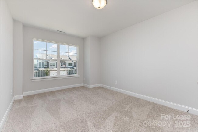 Building Photo - 6258 Tea Olive Dr