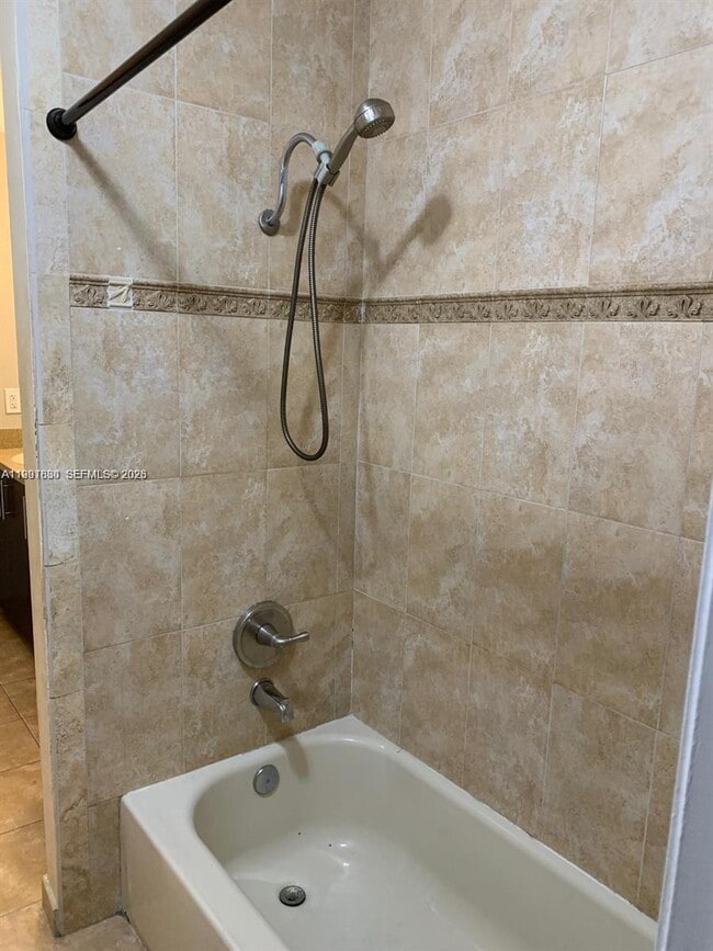 Building Photo - 3932 NW 87th Ave