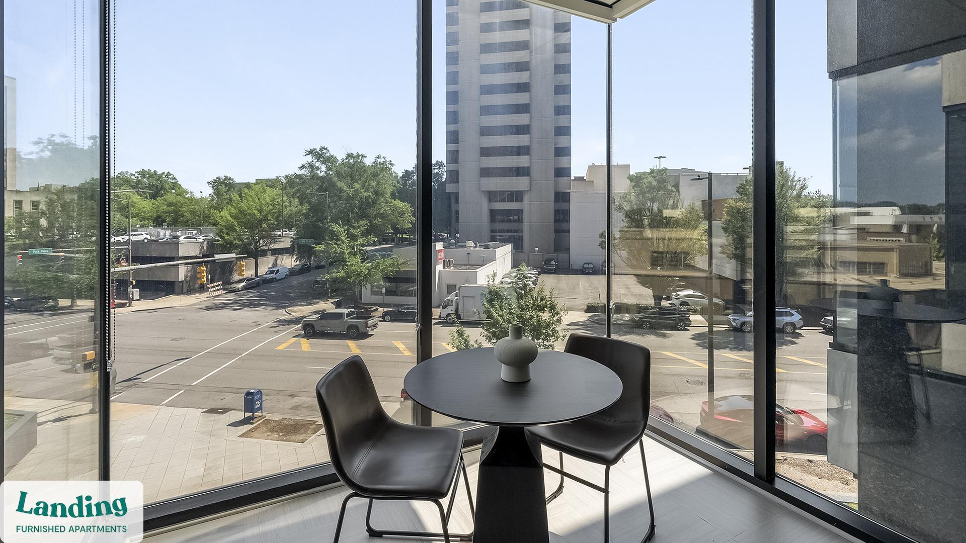 Building Photo - 600 19th St N