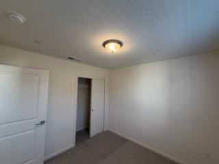 Building Photo - 6575 E Cresthaven Dr