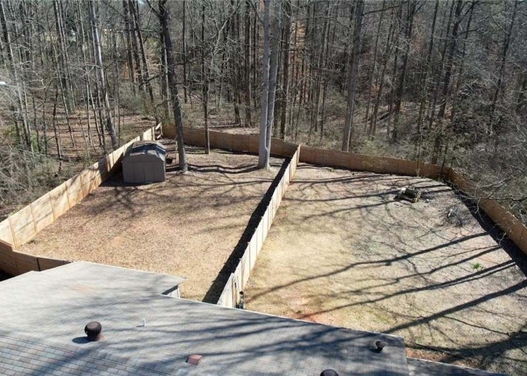 Building Photo - 115 Hollybrook Rd