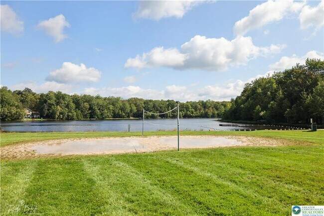 Building Photo - 421 King Arthur Rd