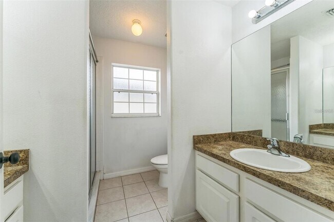 Building Photo - 205 Golf Aire Blvd