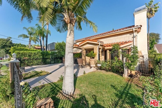 Building Photo - 15123 Greenleaf St