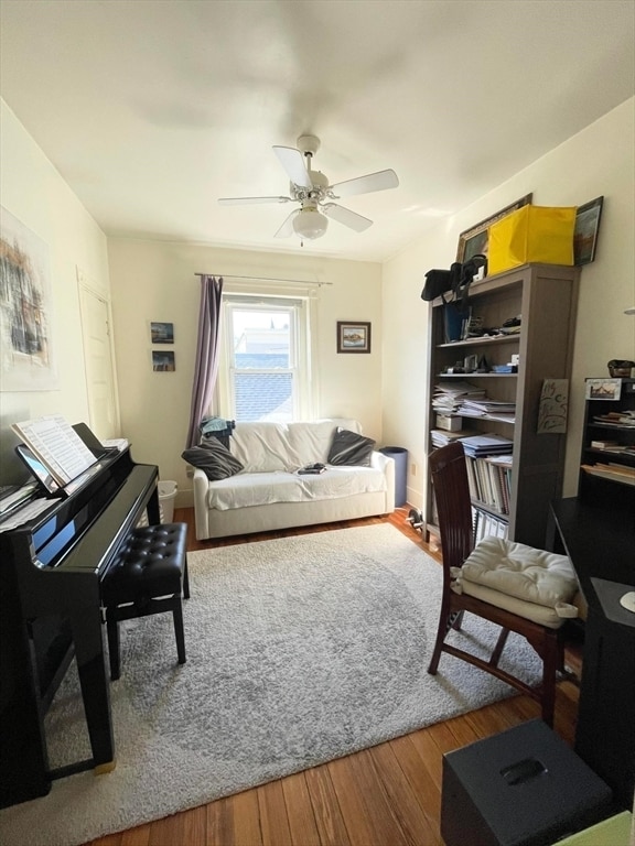 Building Photo - 31 Linden Pl