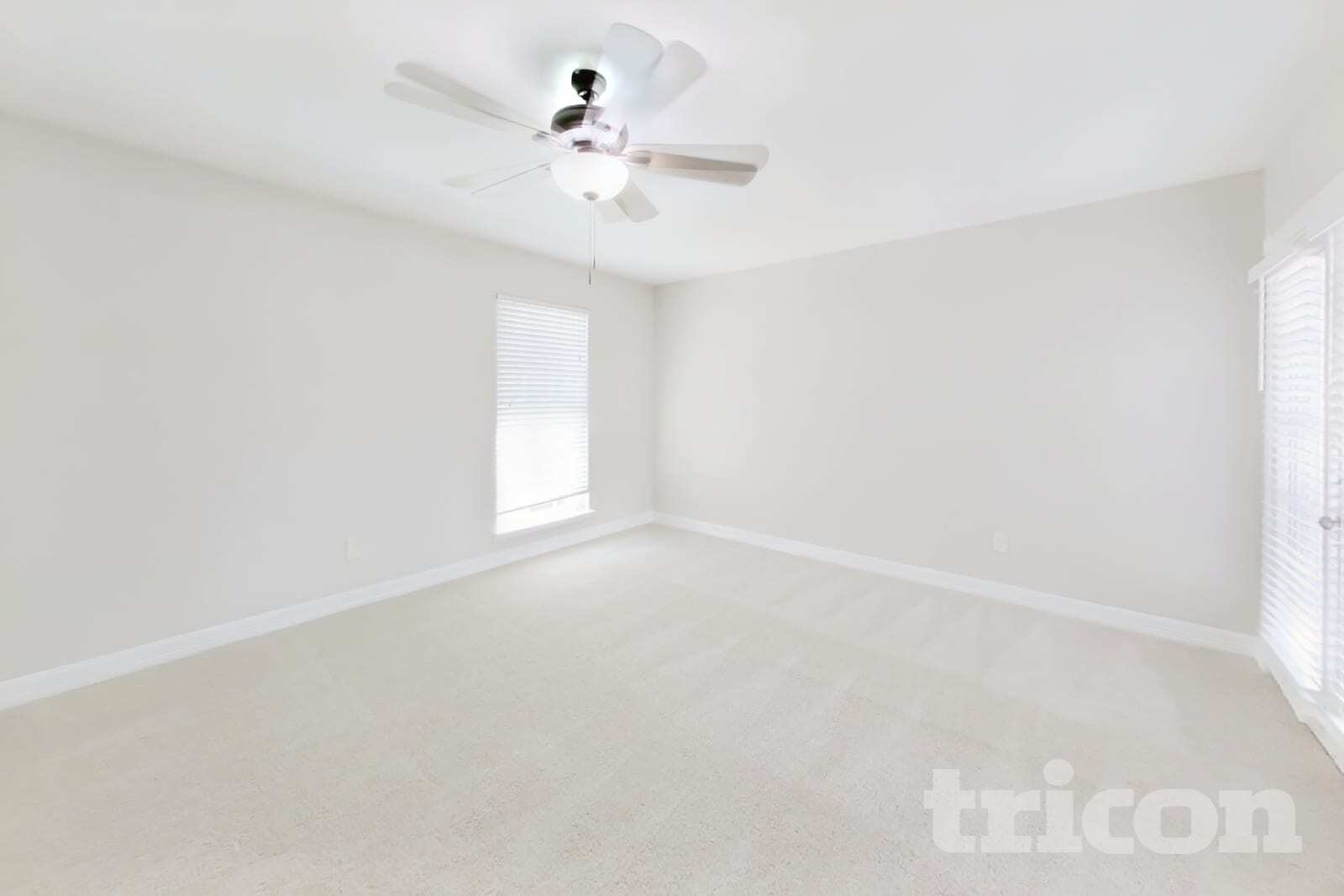 Building Photo - 1715 Evesham Dr