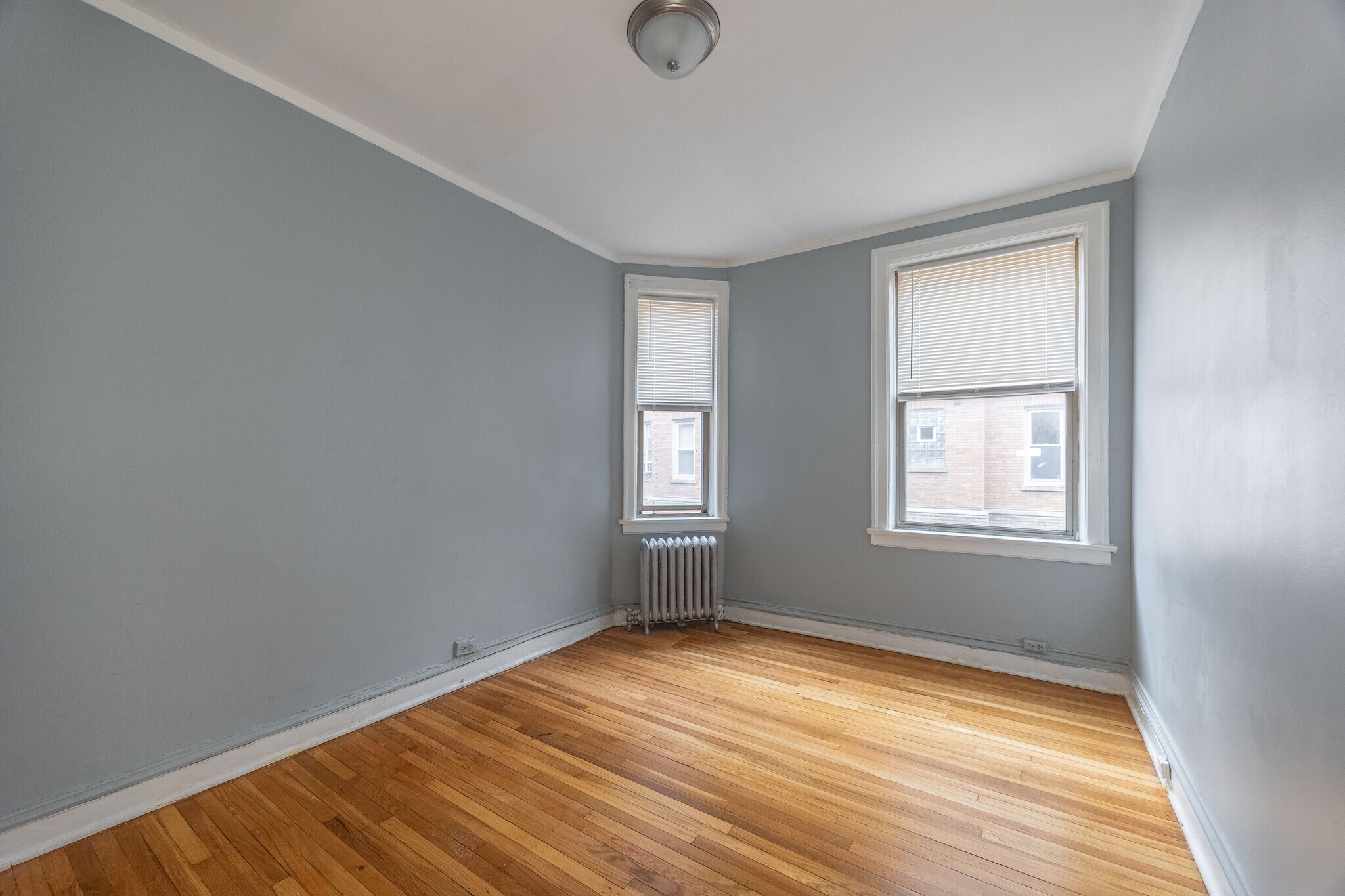 Building Photo - 1366 W Estes Ave