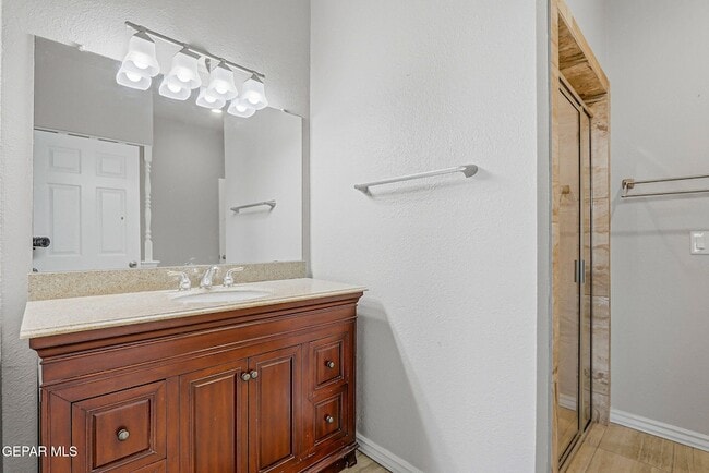 Building Photo - 825 Dulce Tierra Dr