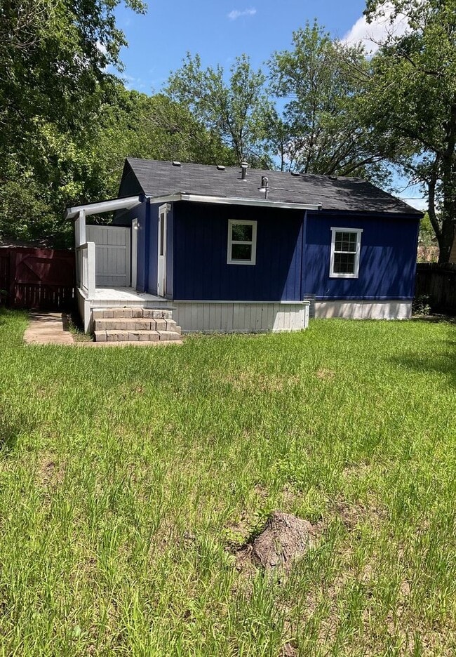 Building Photo - COMING SOON!