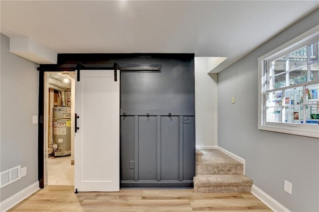 Building Photo - 478 Dorsey Cir SW