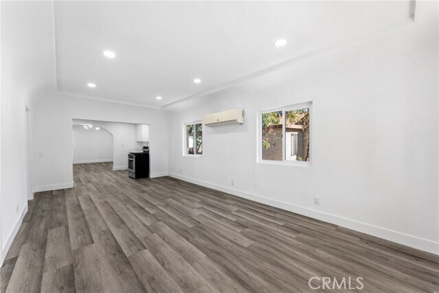 Building Photo - 1354 W Congress St