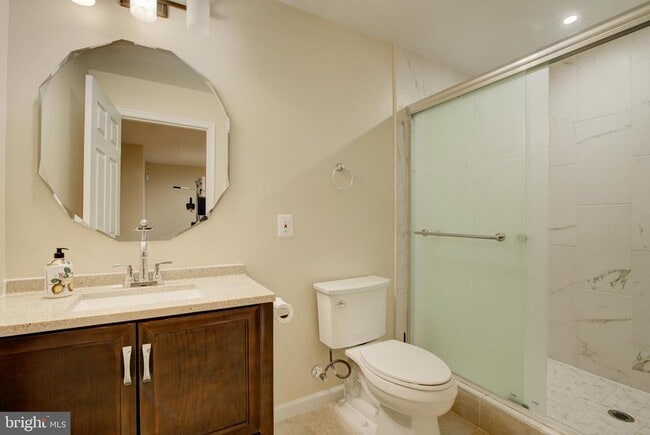 Building Photo - 25291 Kilkeen Way