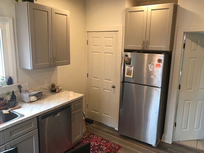 Building Photo - 88 Asbury St