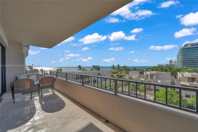 Building Photo - 201 Crandon Blvd