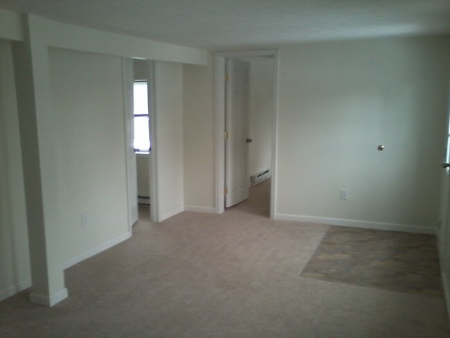 Building Photo - 5677 E Avon Lima Rd