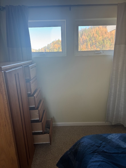 Building Photo - 626 Pines Slope Rd