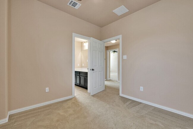 Building Photo - 3303 Cherokee Cove