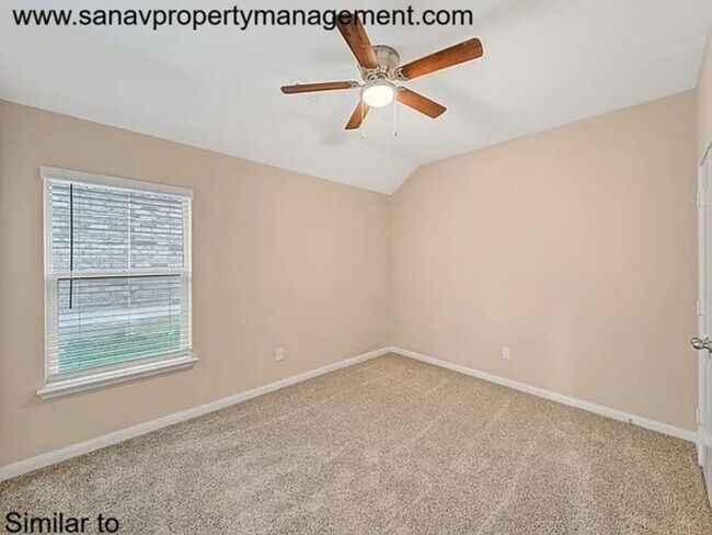 Building Photo - Welcome to Your Dream Home in the Heart of...