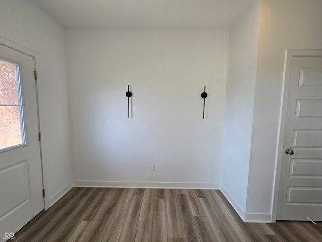 Building Photo - 5128 Summerton St