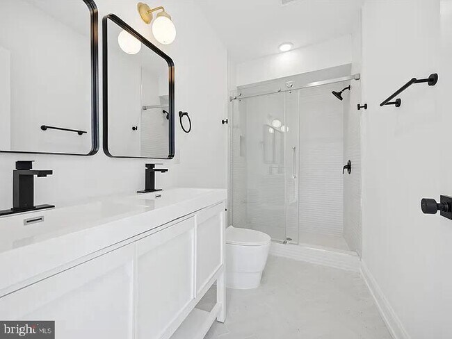 Building Photo - 1614 Ridge Ave