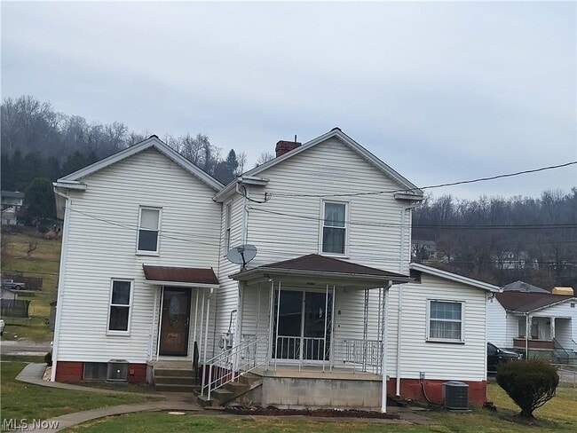 Building Photo - 55178 Maple Ave