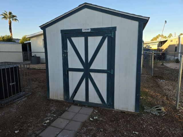 Building Photo - 6223 E Sahara Ave