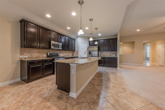 Building Photo - 1920 Mary Ella Dr