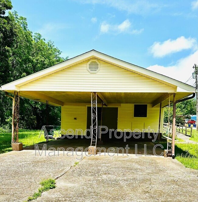 Building Photo - 7835 Rosemary Cir