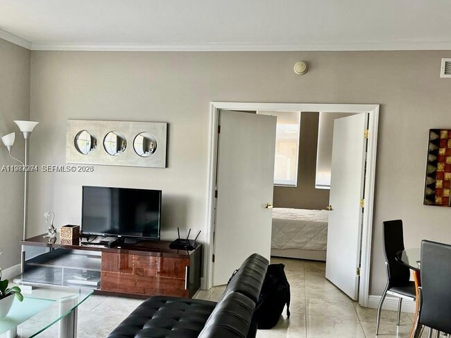 Building Photo - 4100 Salzedo St