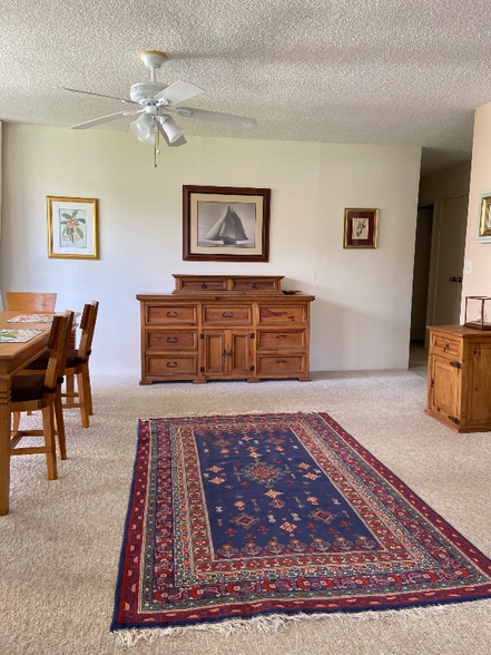 Building Photo - 511 Hahaione St