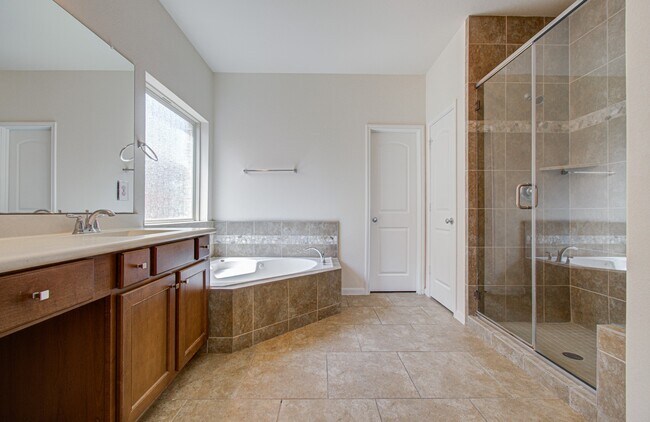 Building Photo - 26831 Marble Lakes Dr