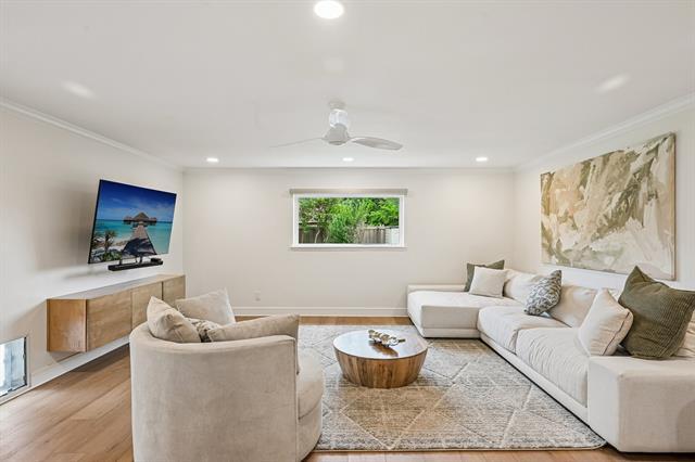 Building Photo - 6646 Town Bluff Dr