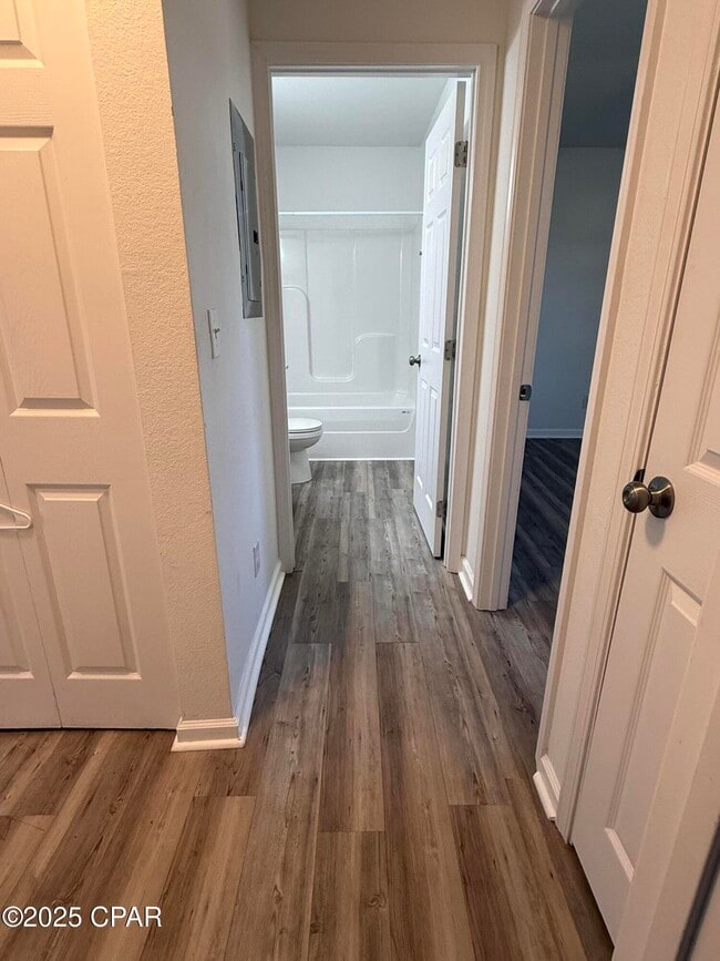 Building Photo - 130 Beulah Ave