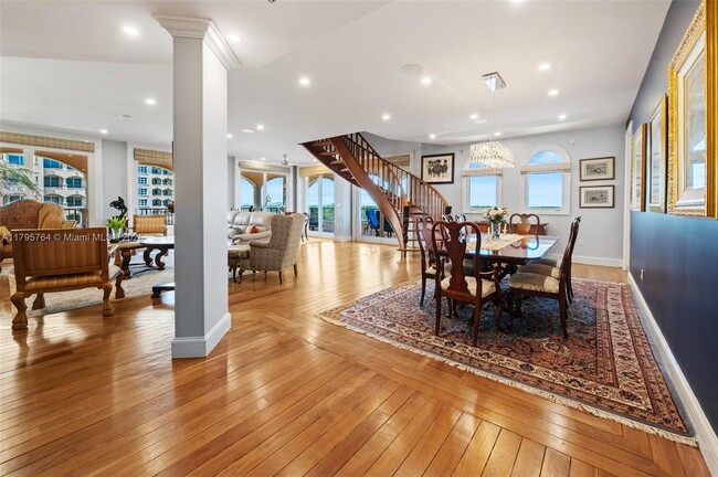 Building Photo - 13643 Deering Bay Dr
