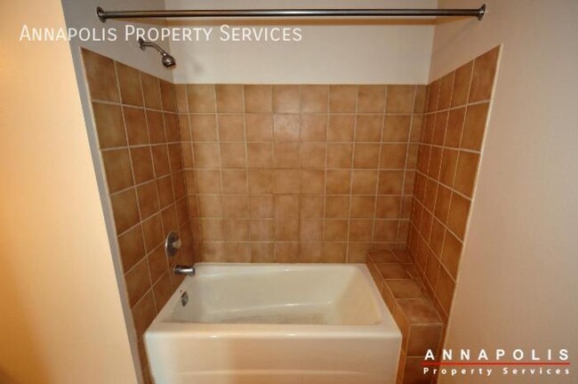Primary Photo - 2118 chesapeake harbour dr# 202