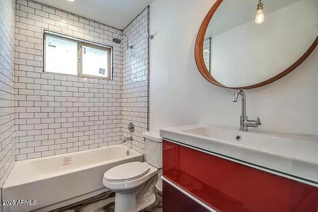 Building Photo - 3445 N 36th St