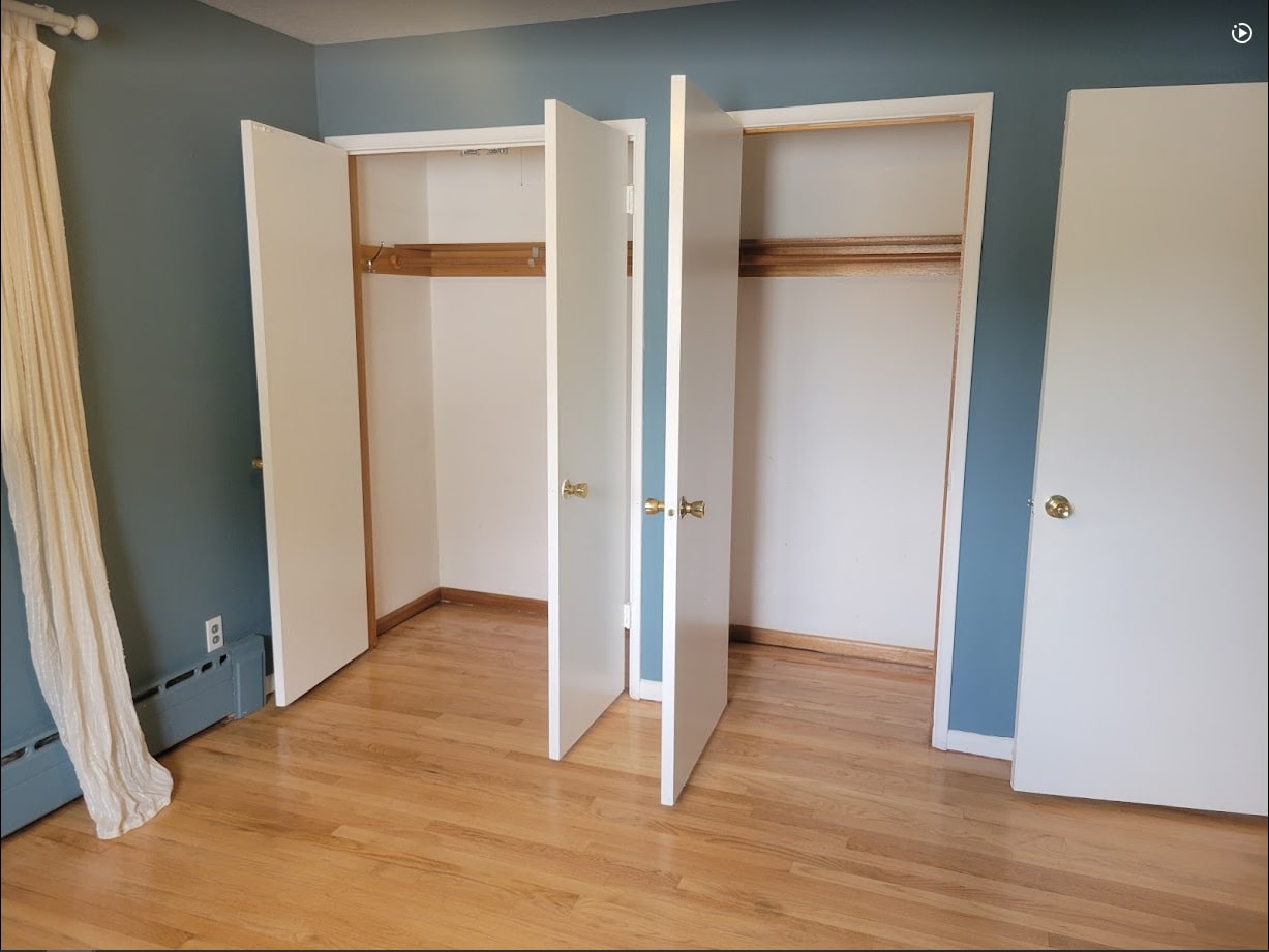 Bedroom 2 - two closets - 5252 NE 49th Ave