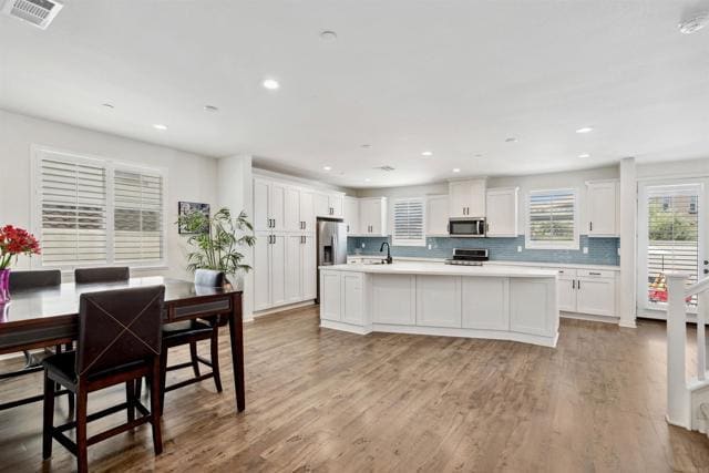 Building Photo - 4203 C. Del Vista