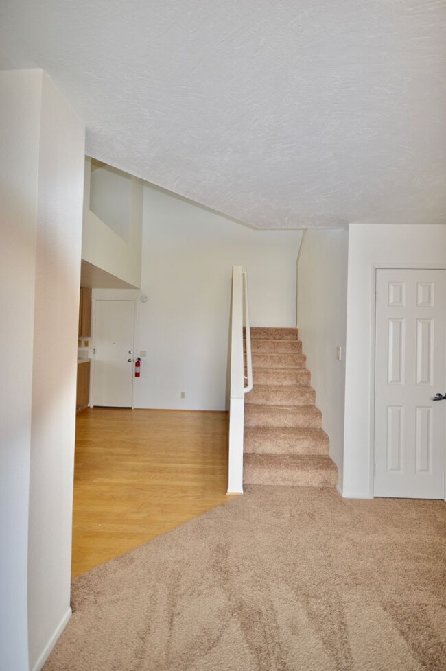 Building Photo - Anaheim Hills 2 Bedroom Plus Loft and Spa ...