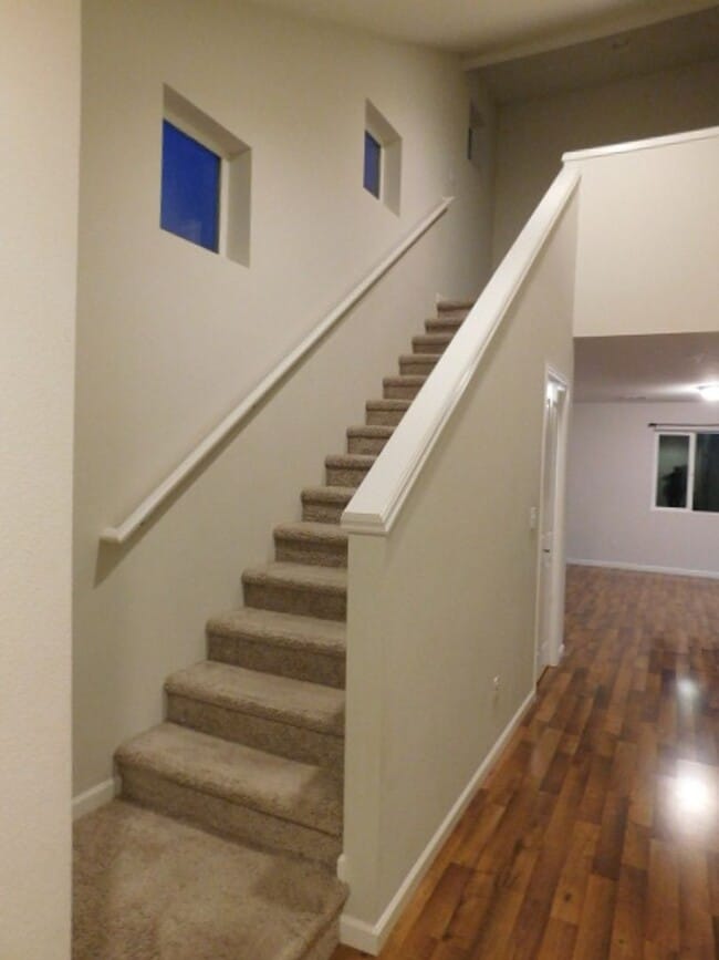 Building Photo - 4Bd/2.5Ba Two Story Home - Available Soon!