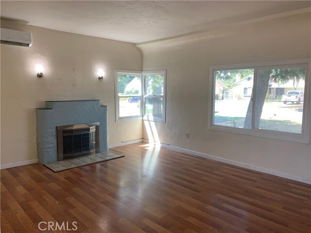 Building Photo - 2839 N Stoddard Ave
