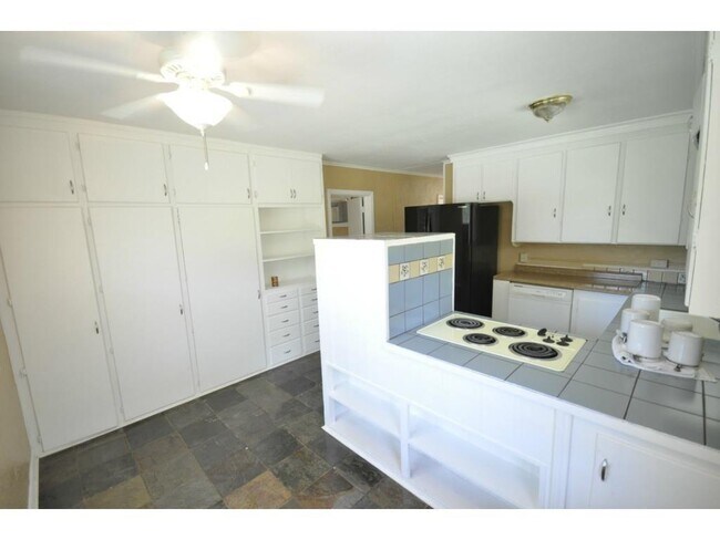 Building Photo - 8238 Eagle Mountain Cir