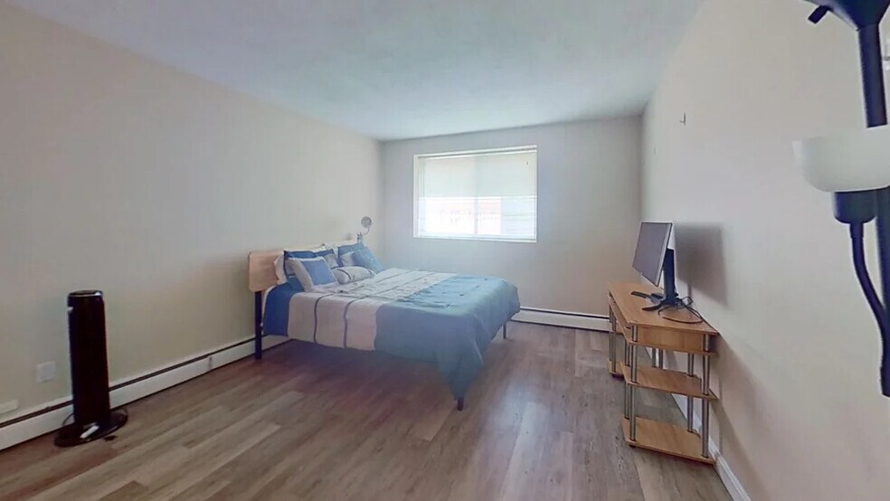 Building Photo - 123 Sewall Ave